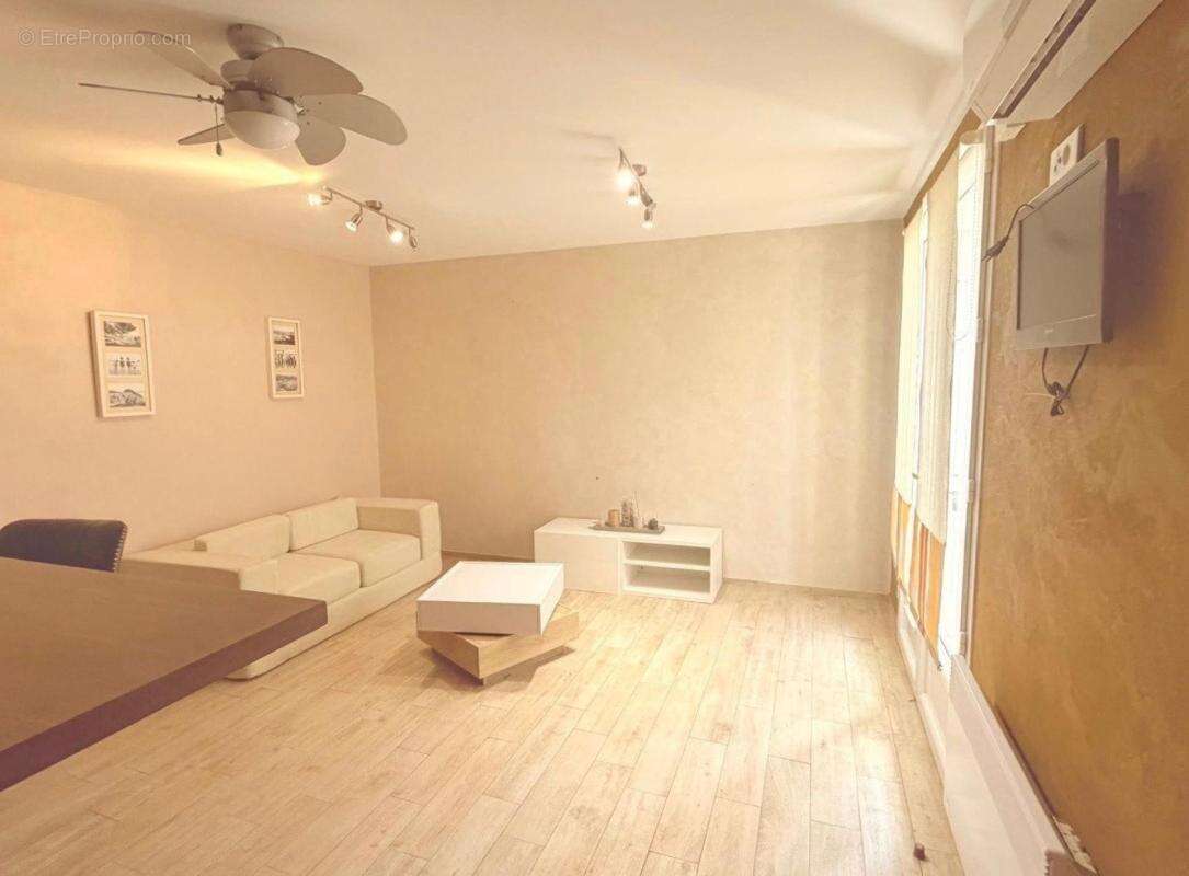 Appartement à LE LAVANDOU