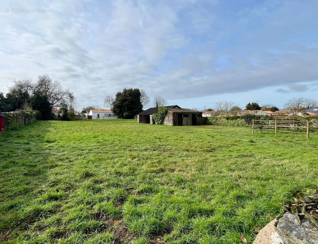 Maison à BOIS-DE-CENE