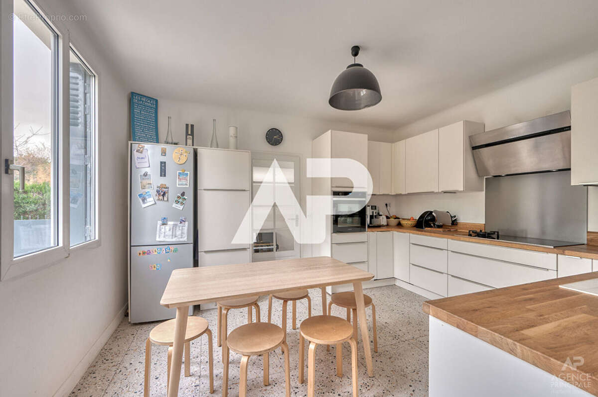 Maison à RUEIL-MALMAISON