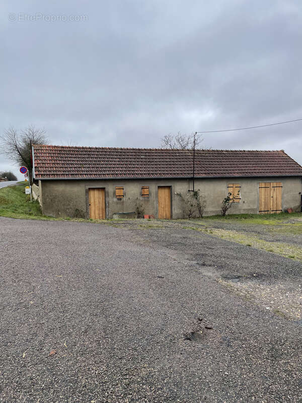 Maison à CHARLY