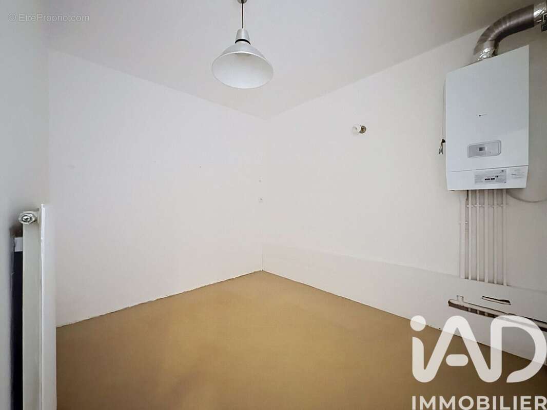 Appartement 57 m² à Istres  - photo 9