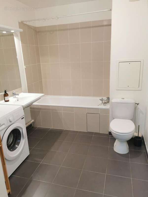 Photo 4 - Appartement à BUSSY-SAINT-GEORGES