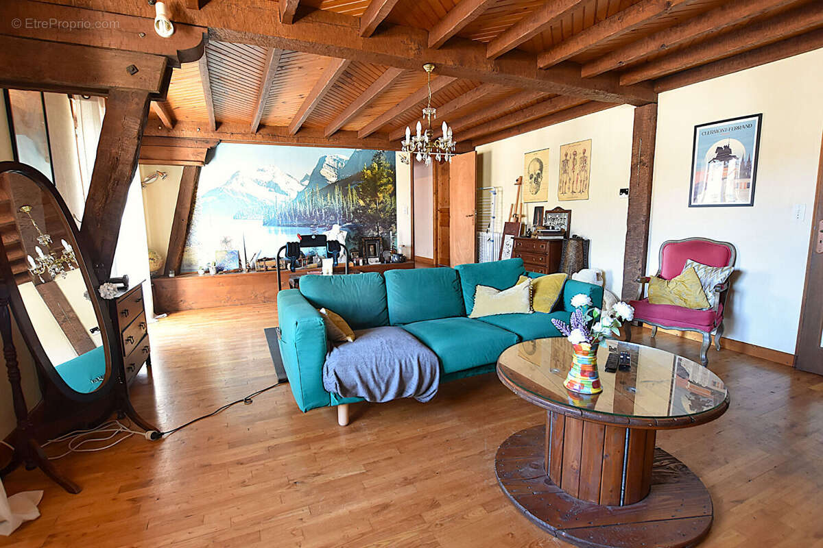 Maison à SAINT-CHRISTOPHE