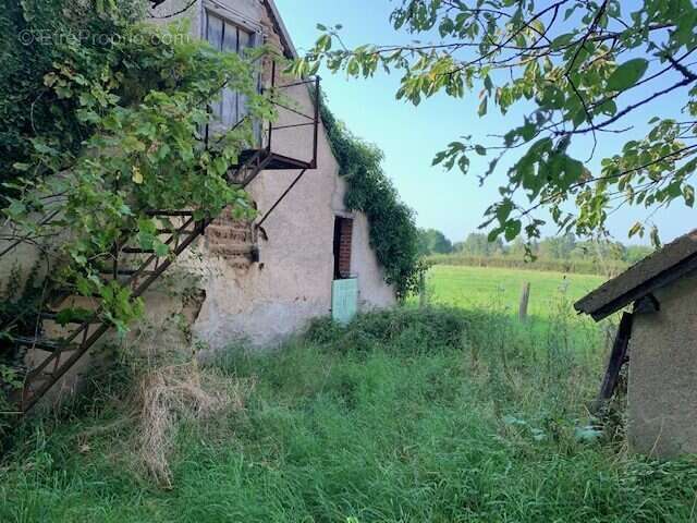 Maison à COULANGES