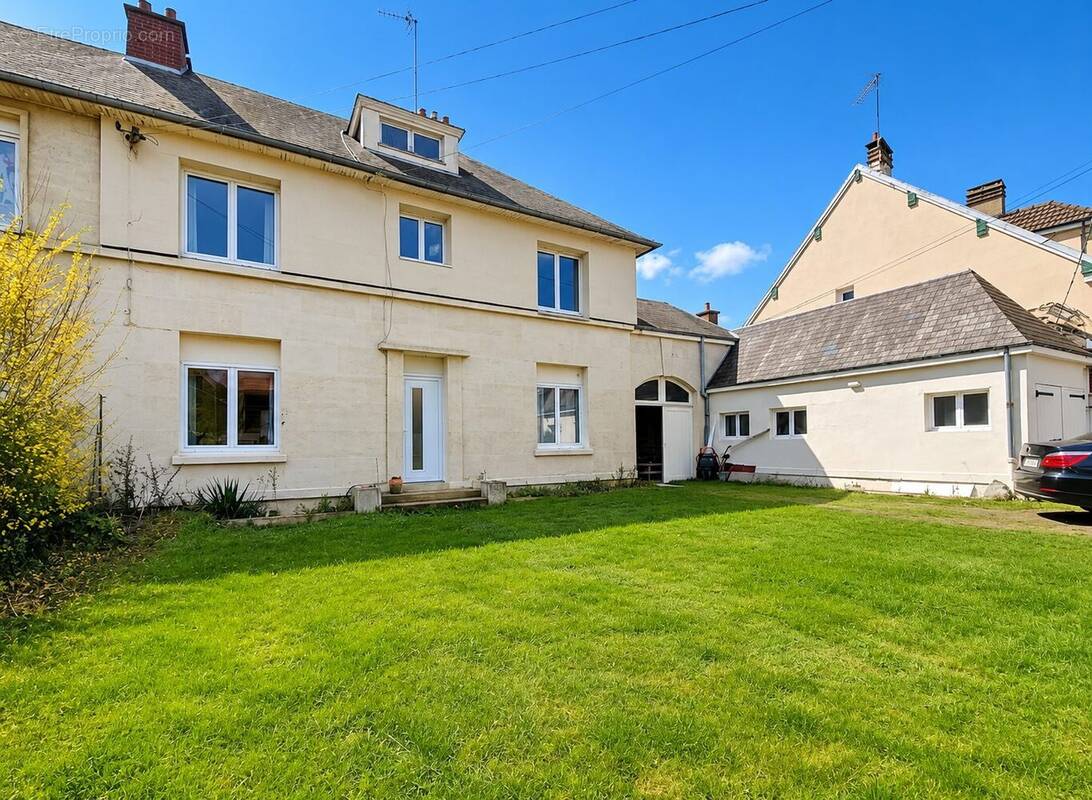 Maison à NOYON