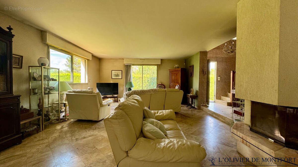 Maison à MONTFORT-L'AMAURY