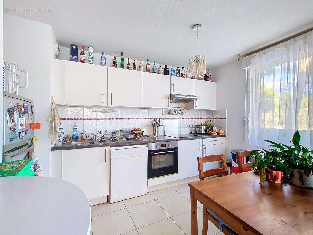 Appartement à LE CRES