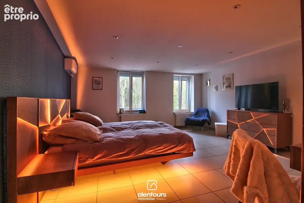 Maison  12 pièce(s) 352 m2 - photo 9