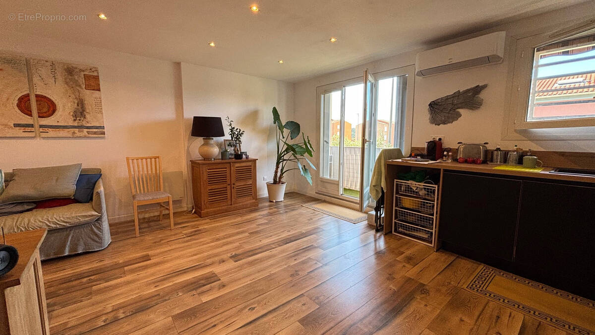 Appartement à LA VALETTE-DU-VAR