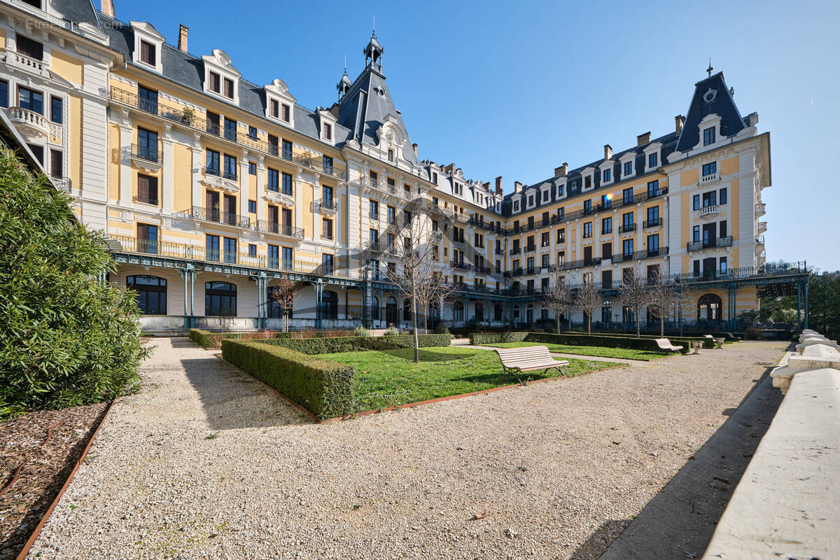 Appartement à AIX-LES-BAINS