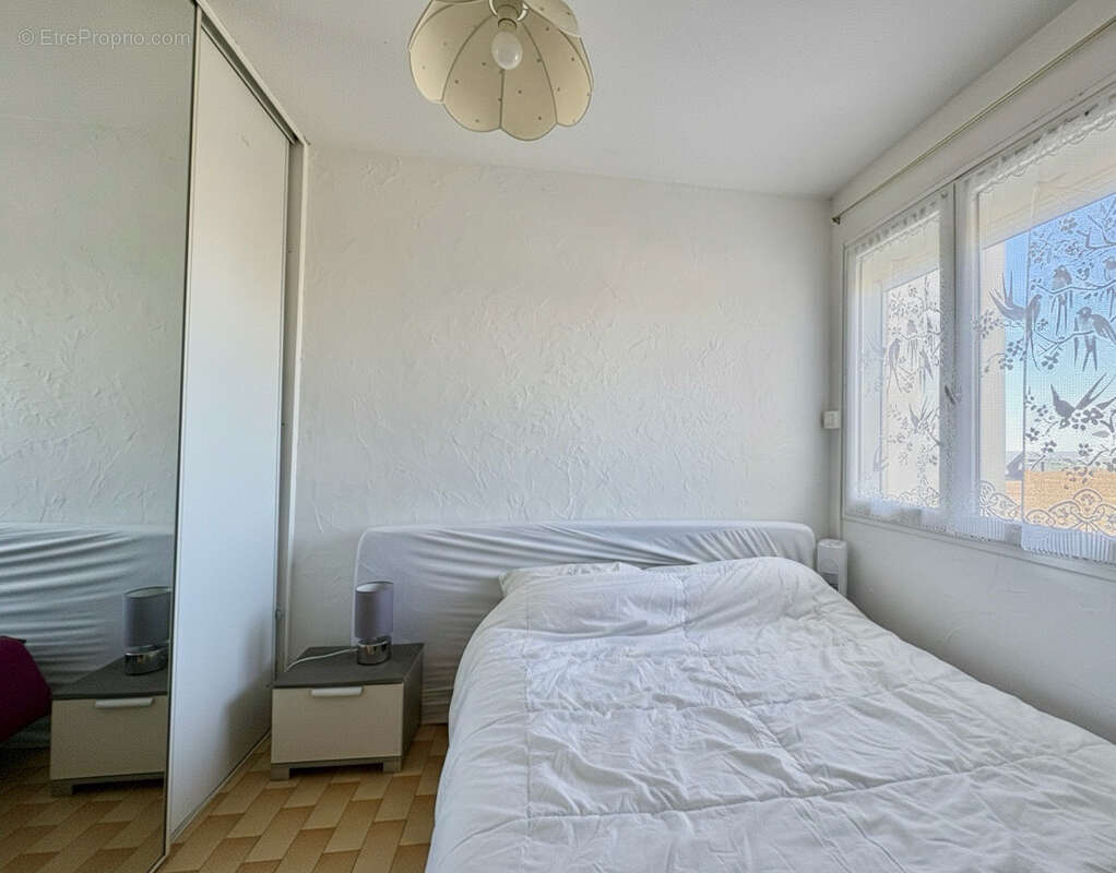 Appartement à MAUGUIO