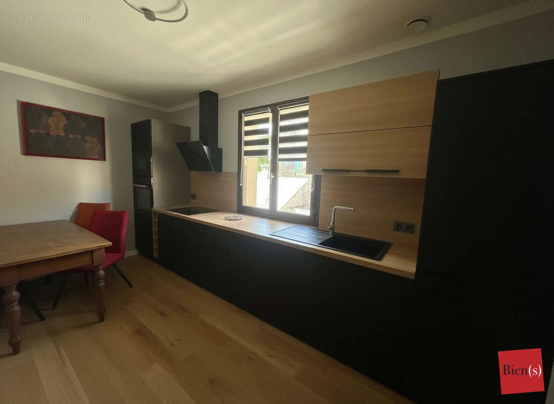 Maison 120 m² à Parne-Sur-Roc  - photo 5