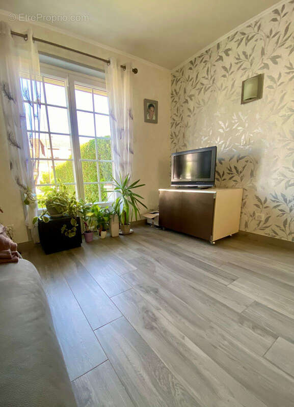Maison familiale avec jardin et garage   quartier calme Saint-Martin - photo 10