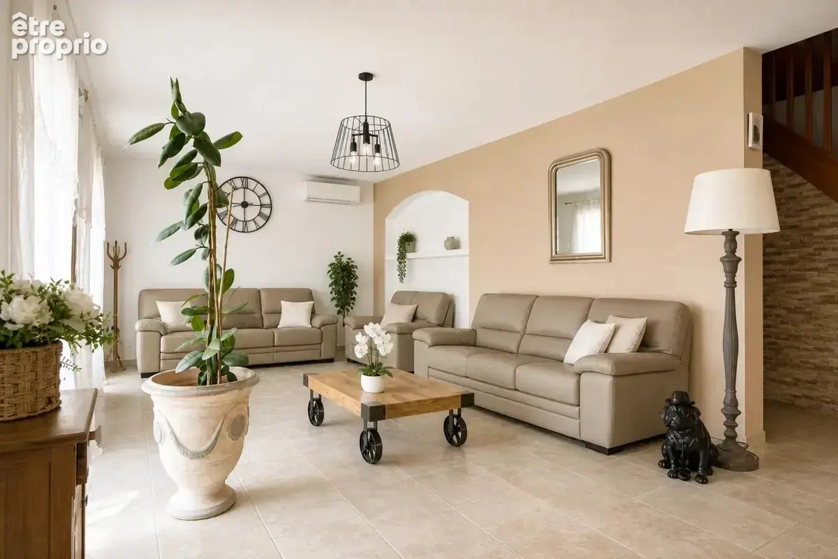 Maison de 6 pièces de 210 m² à Le Bouchage - photo 5