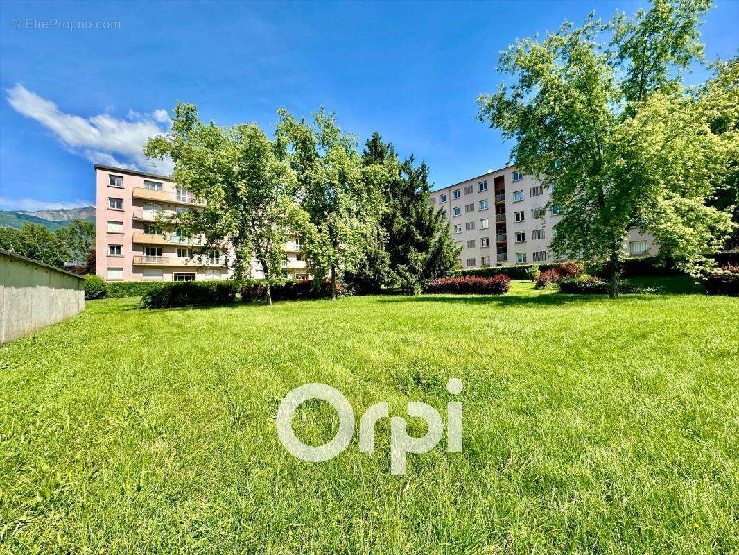 Appartement à VILLARD-BONNOT