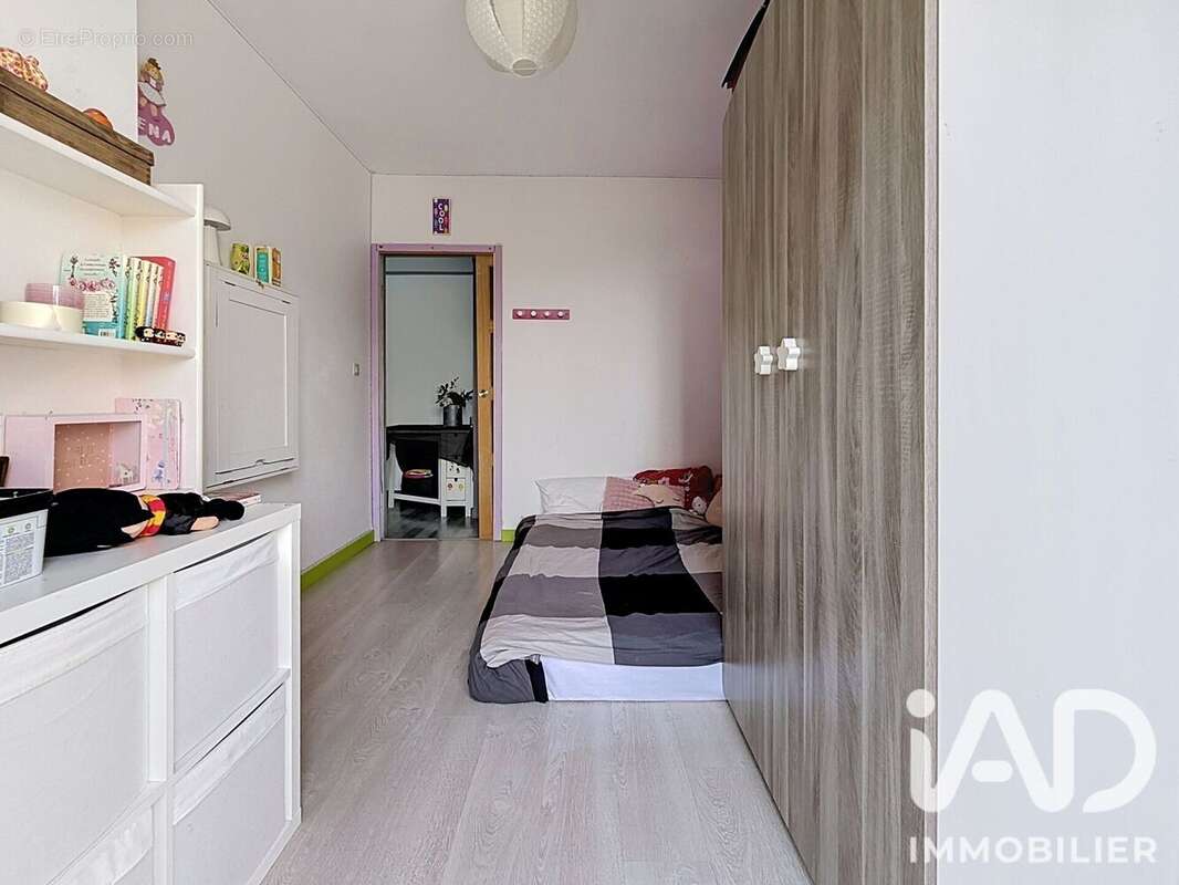 Appartement 59 m² à Rueil-Malmaison  - photo 9