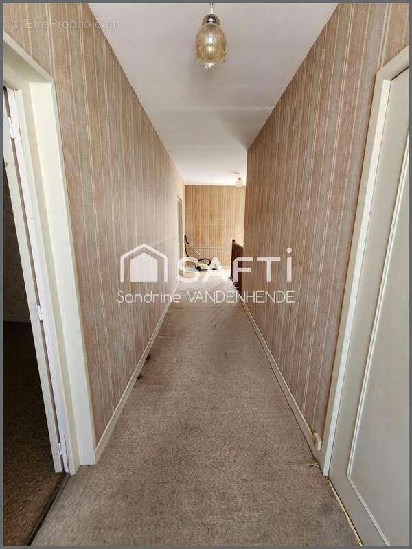 Photo 9 - Maison à CHAOURSE