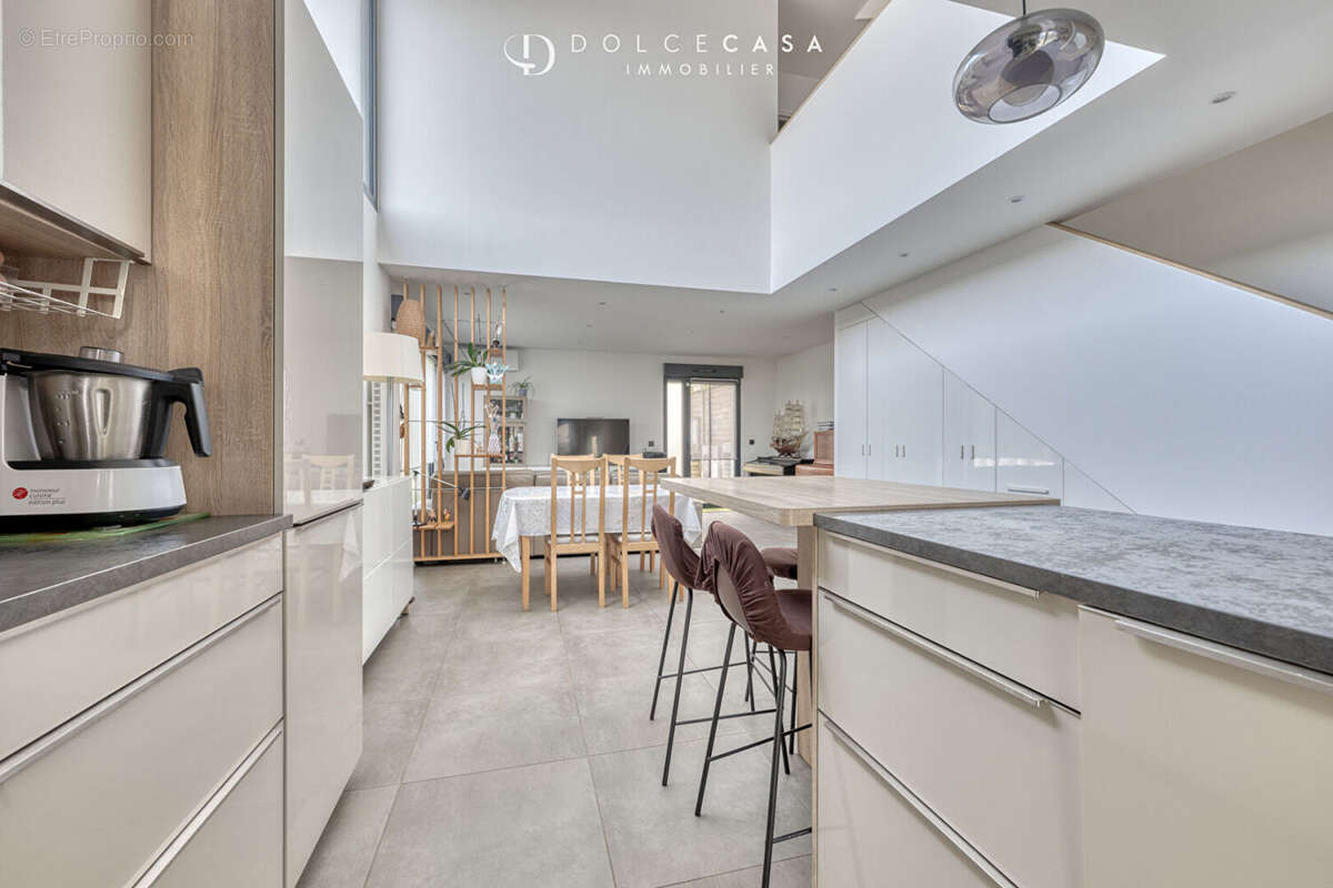 Maison à BRY-SUR-MARNE