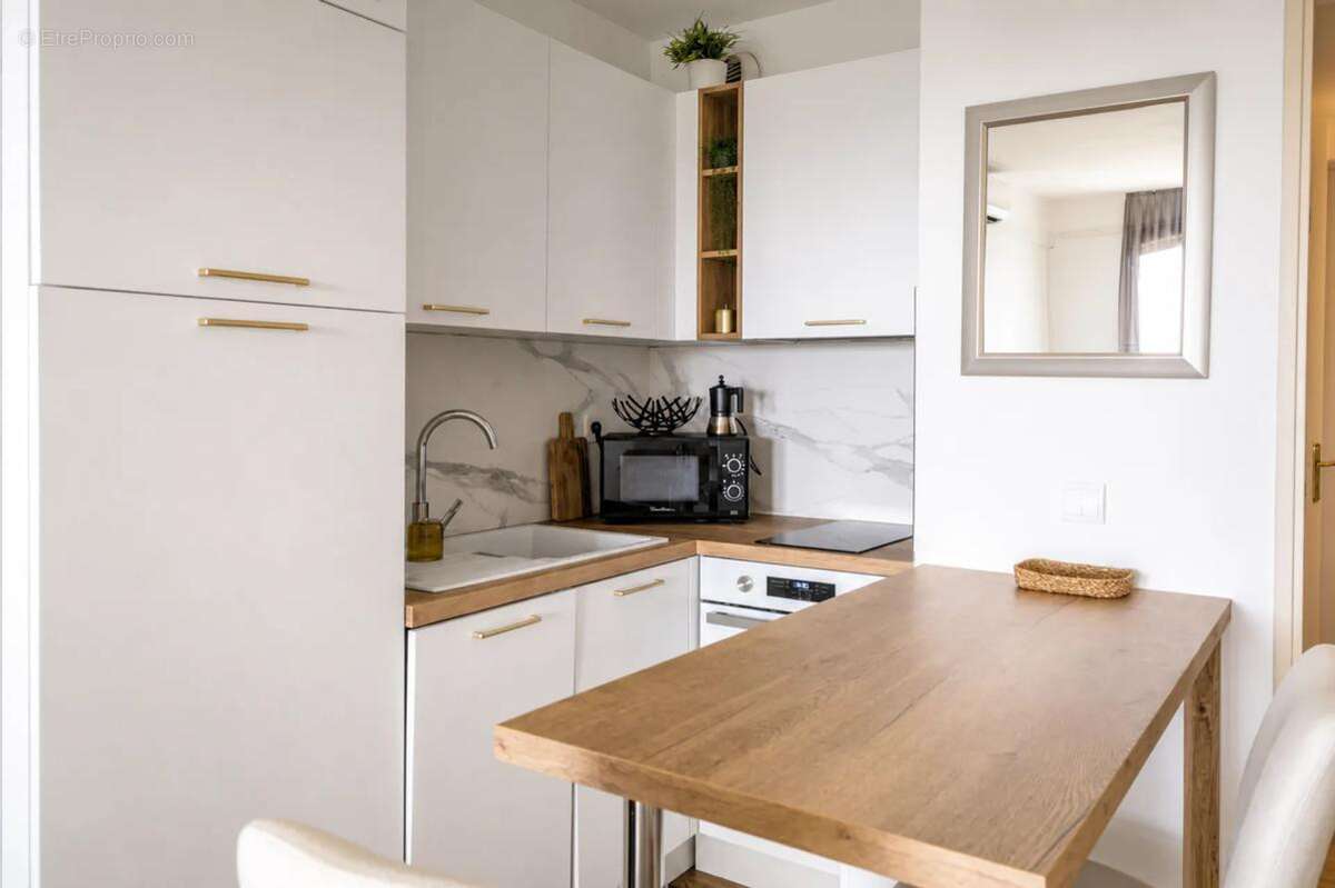 Appartement 2 pièces de 28 m² situé a Cannes front de mer - photo 4