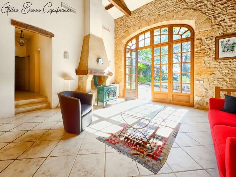 Maison à MAUZAC-ET-GRAND-CASTANG