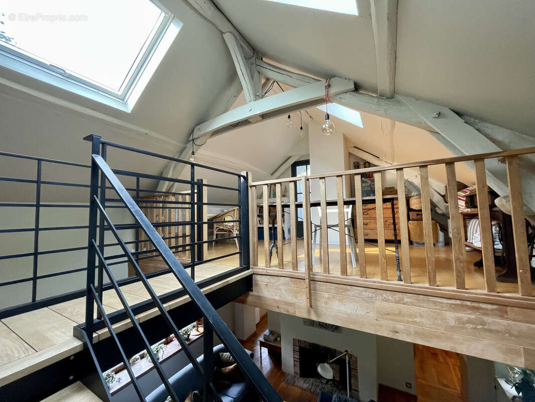 Maison à LES MESNULS