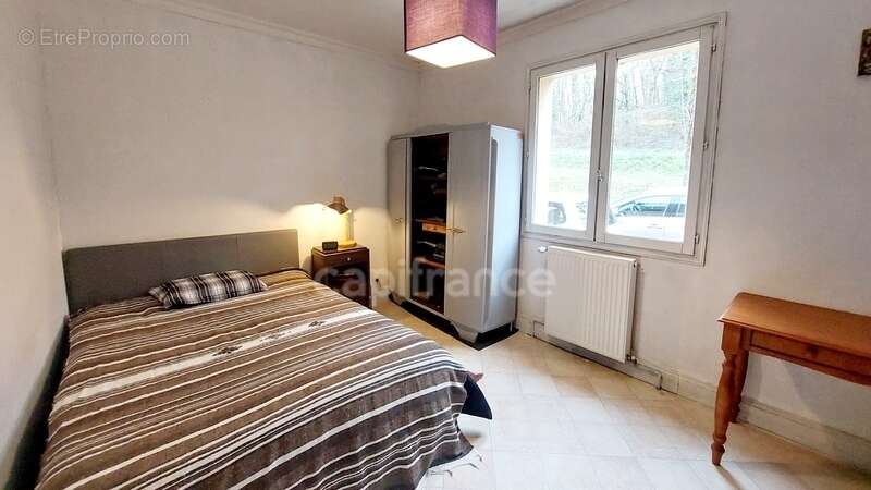 Maison à LE BUISSON-DE-CADOUIN