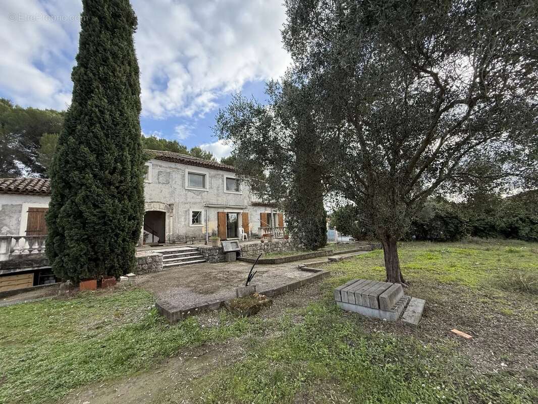 Maison à MOUGINS