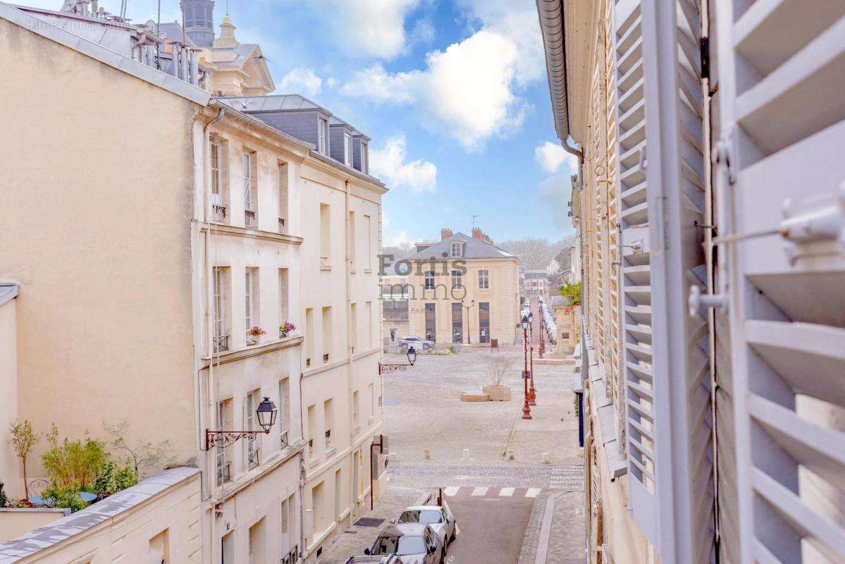 Appartement à VERSAILLES