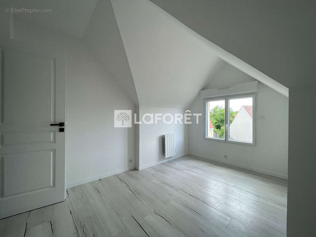 Maison à MAROLLES-EN-BRIE