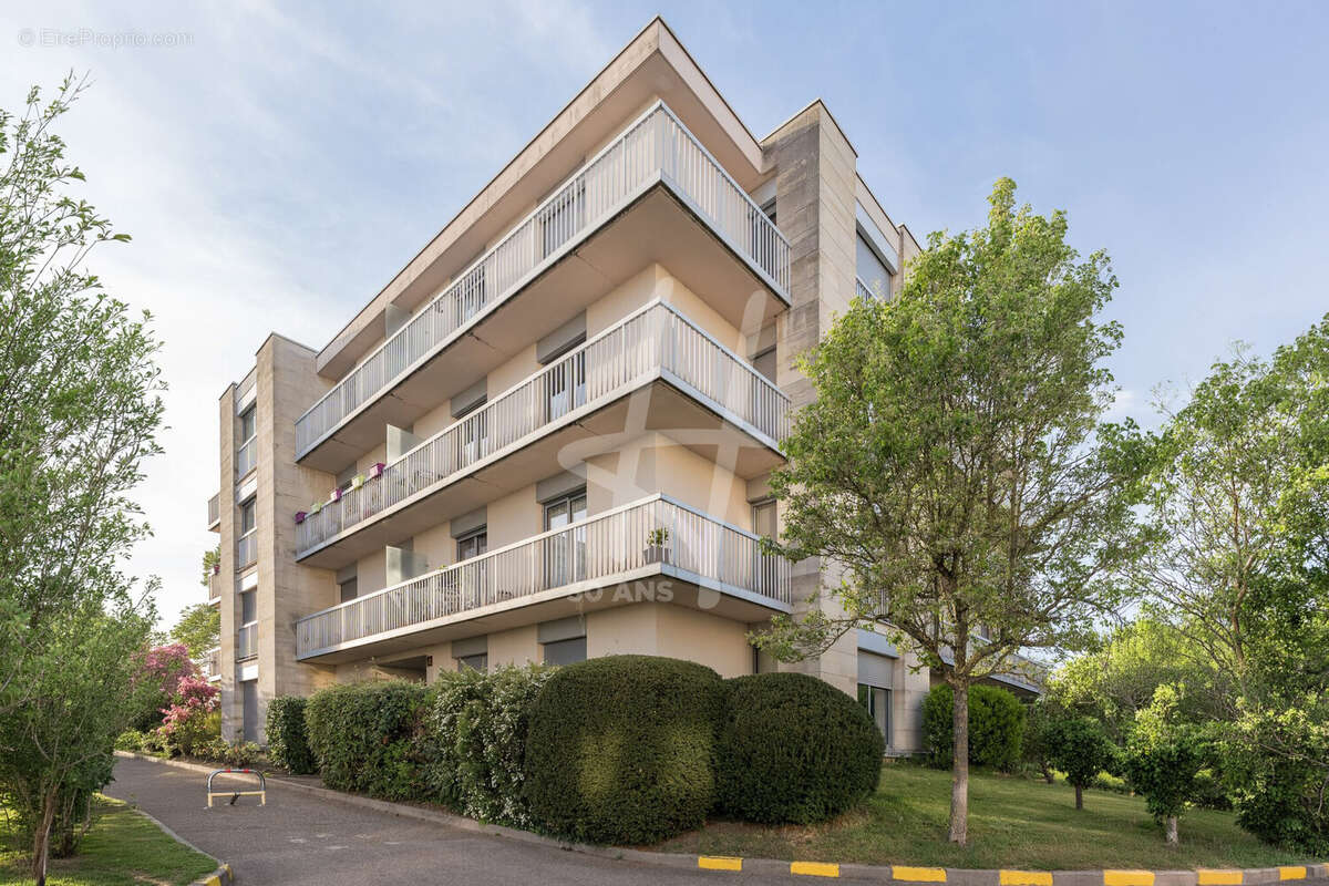 Appartement 61 m² à Le Ban-Saint-Martin  - photo 9
