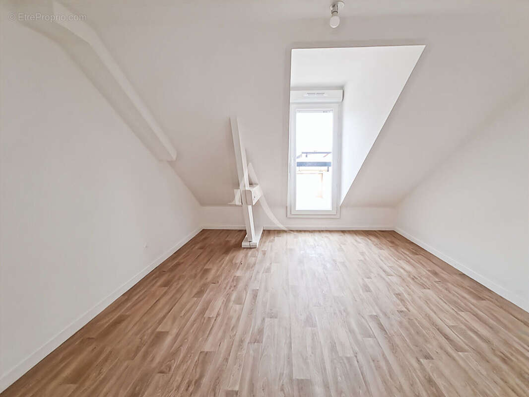 Appartement à SAINT-GERMAIN-LES-ARPAJON