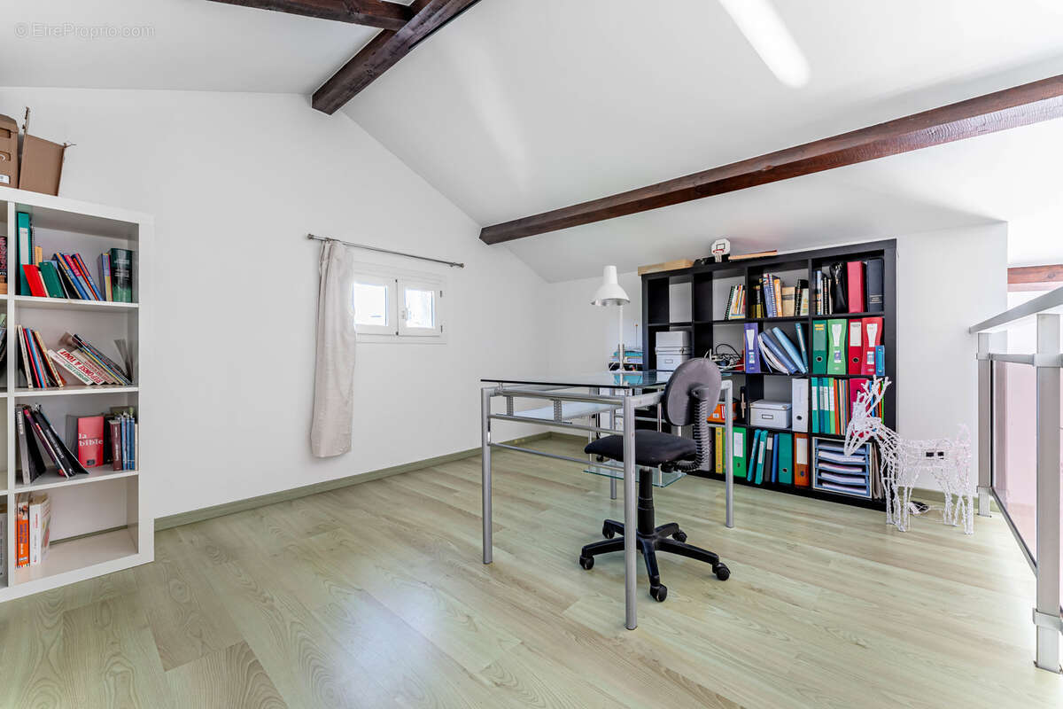 Maison à FRANCHEVILLE