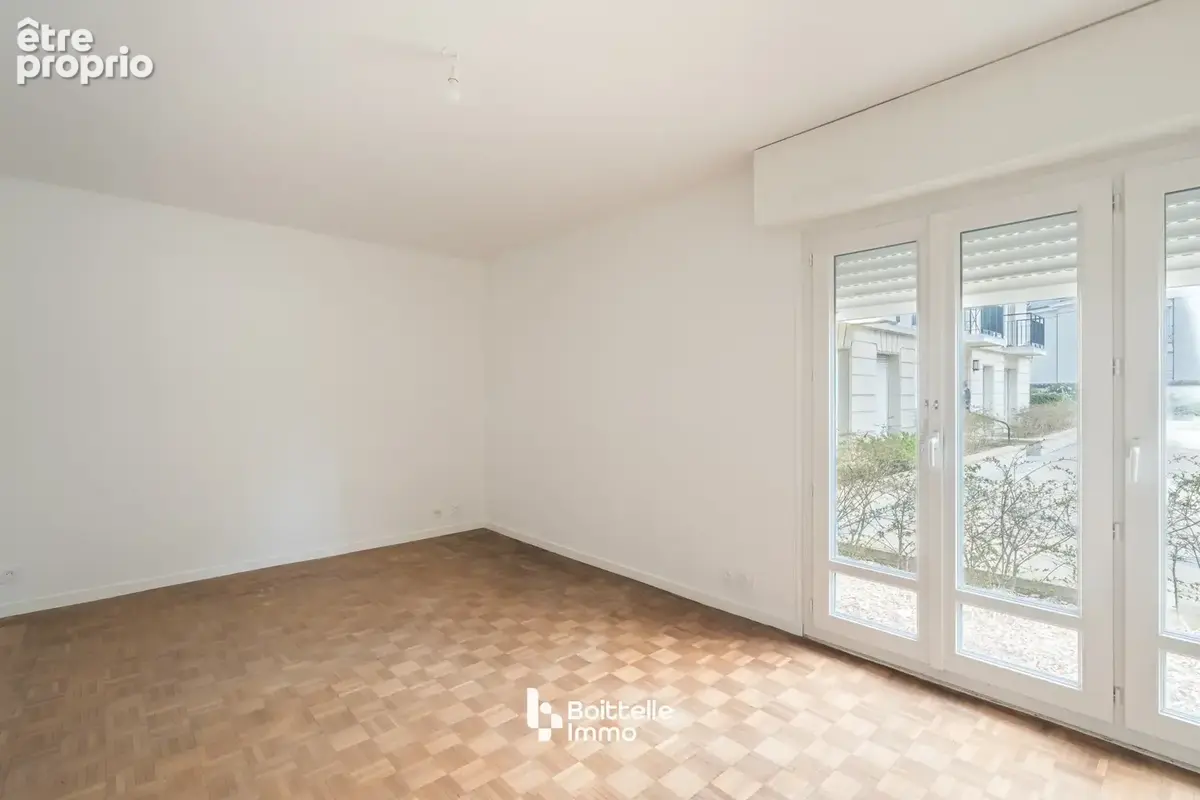 Appartement 2 pièces 50 m² à vendre à Fontainebleau (77300) - photo 2