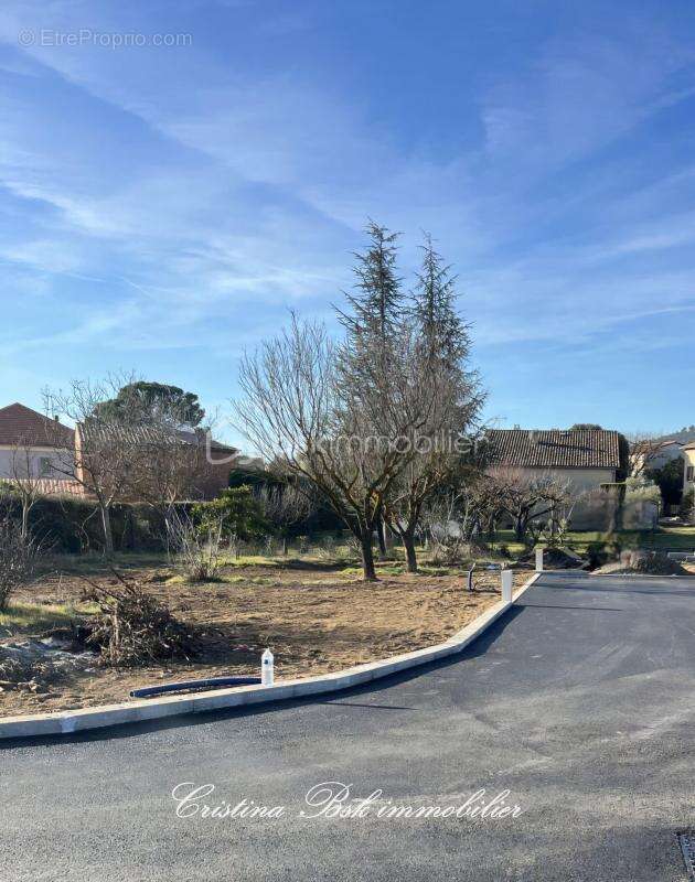 Terrain à LA BRILLANNE