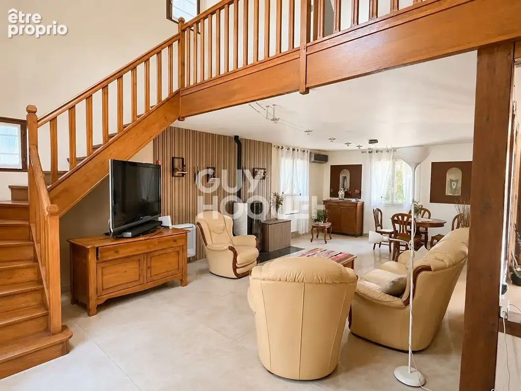 EXCLUSIVITÉ  Maison familiale 7 pièces 143m², jardin et garage, Mennecy - photo 3