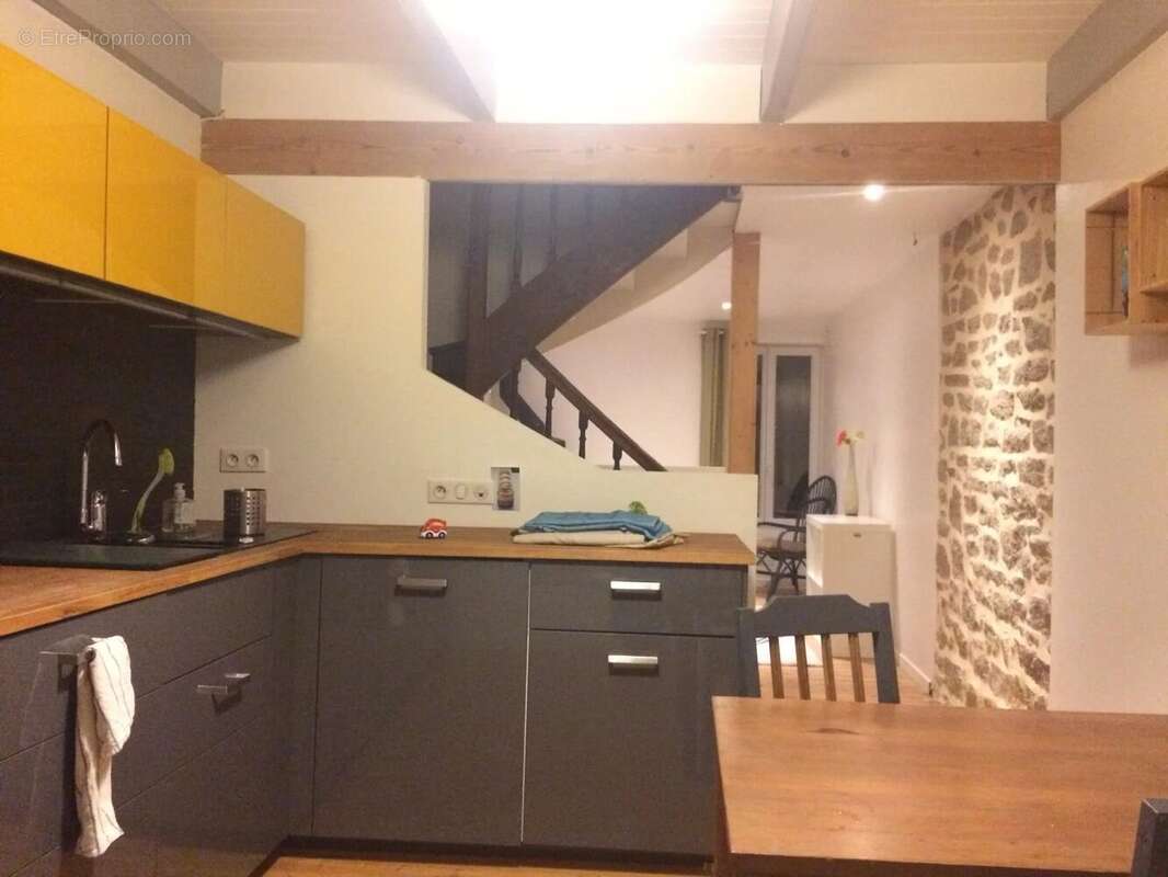 Maison à PLONEVEZ-PORZAY