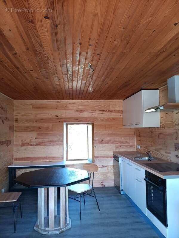 Maison à VAUCONCOURT-NERVEZAIN