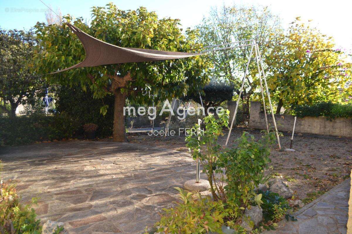 Maison à PEYRIAC-MINERVOIS