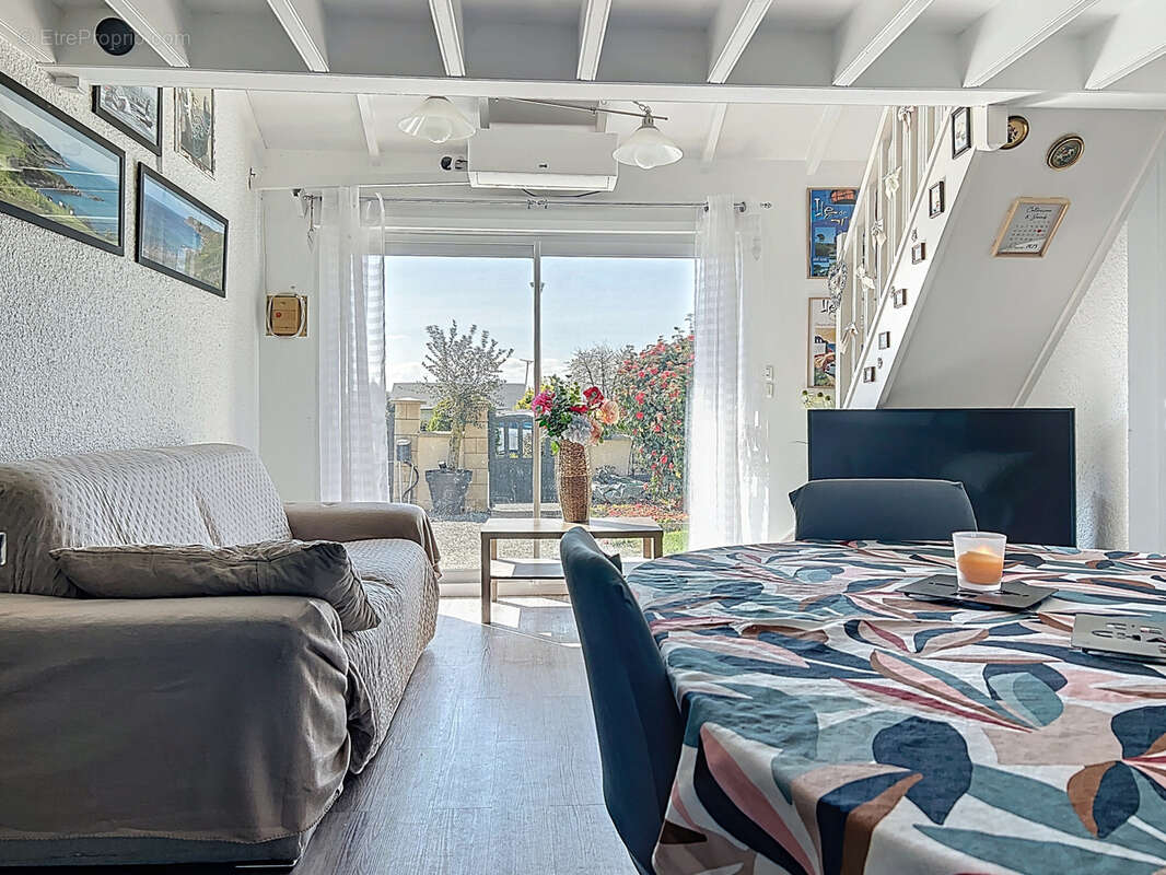 Maison à GRANDCAMP-MAISY