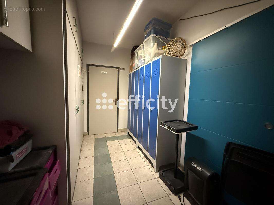 Commerce à PERENCHIES