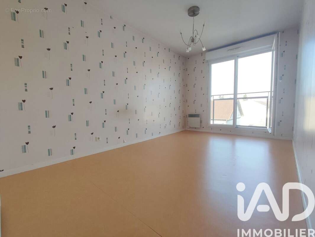 Photo 8 - Appartement à EZANVILLE