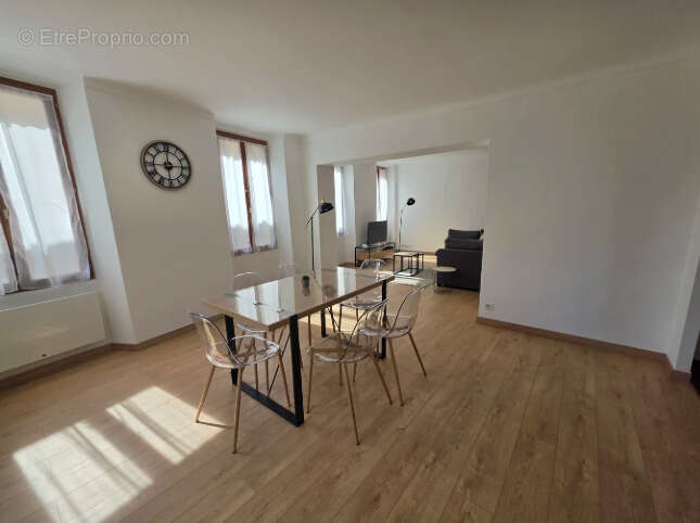 Appartement à SAINT-JEANNET