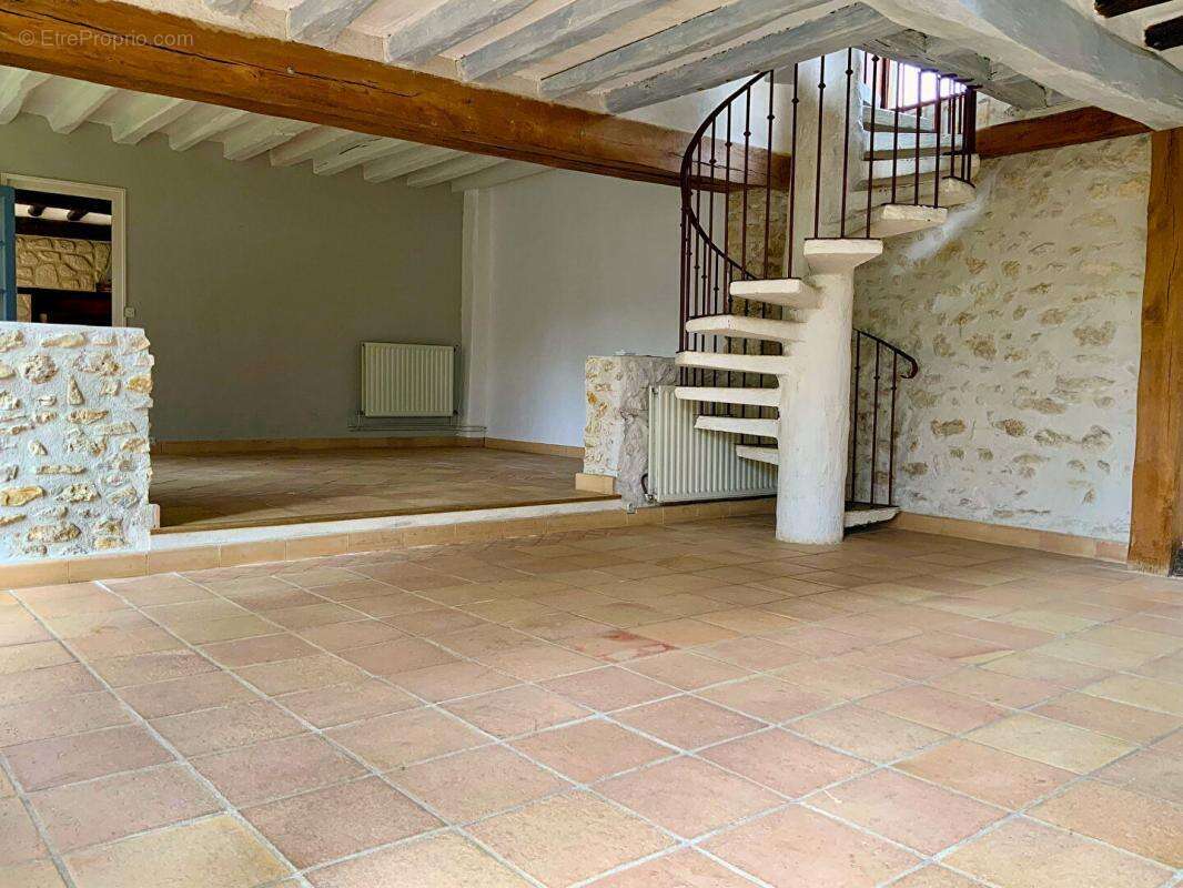 Maison à SALINS
