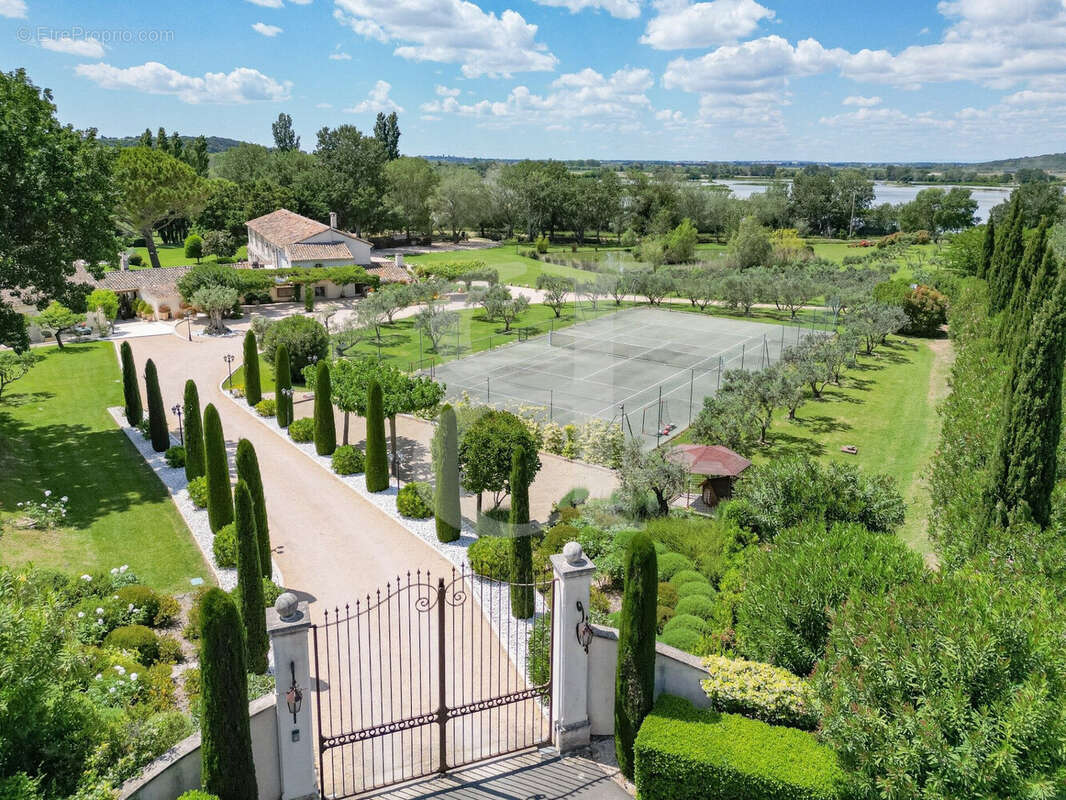 Maison à MAUSSANE-LES-ALPILLES
