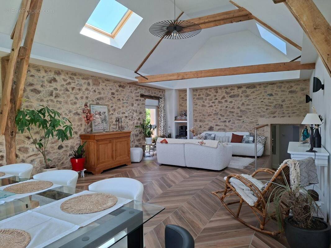 Photo 1 - Maison à PRIVEZAC