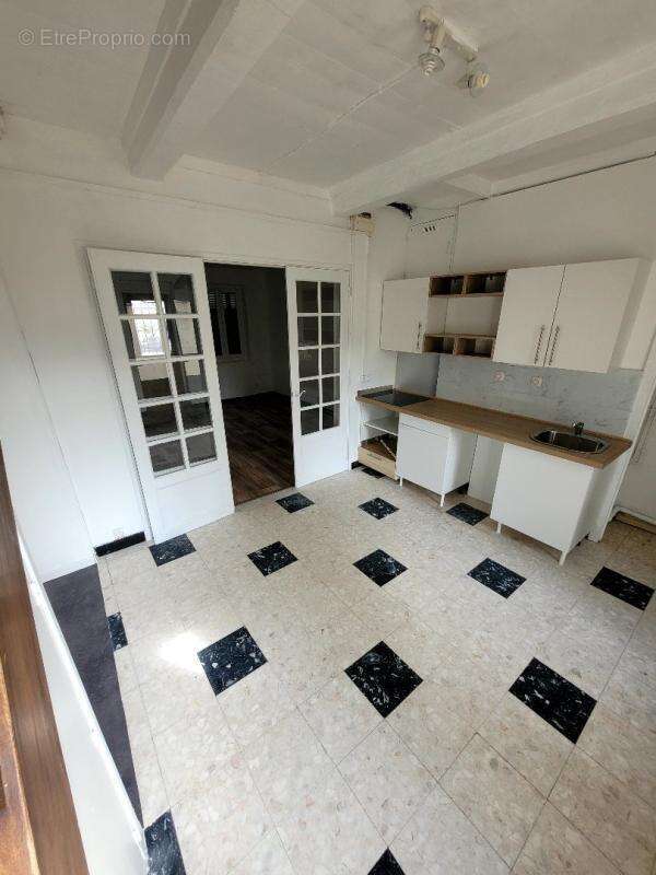 Appartement à DOZULE