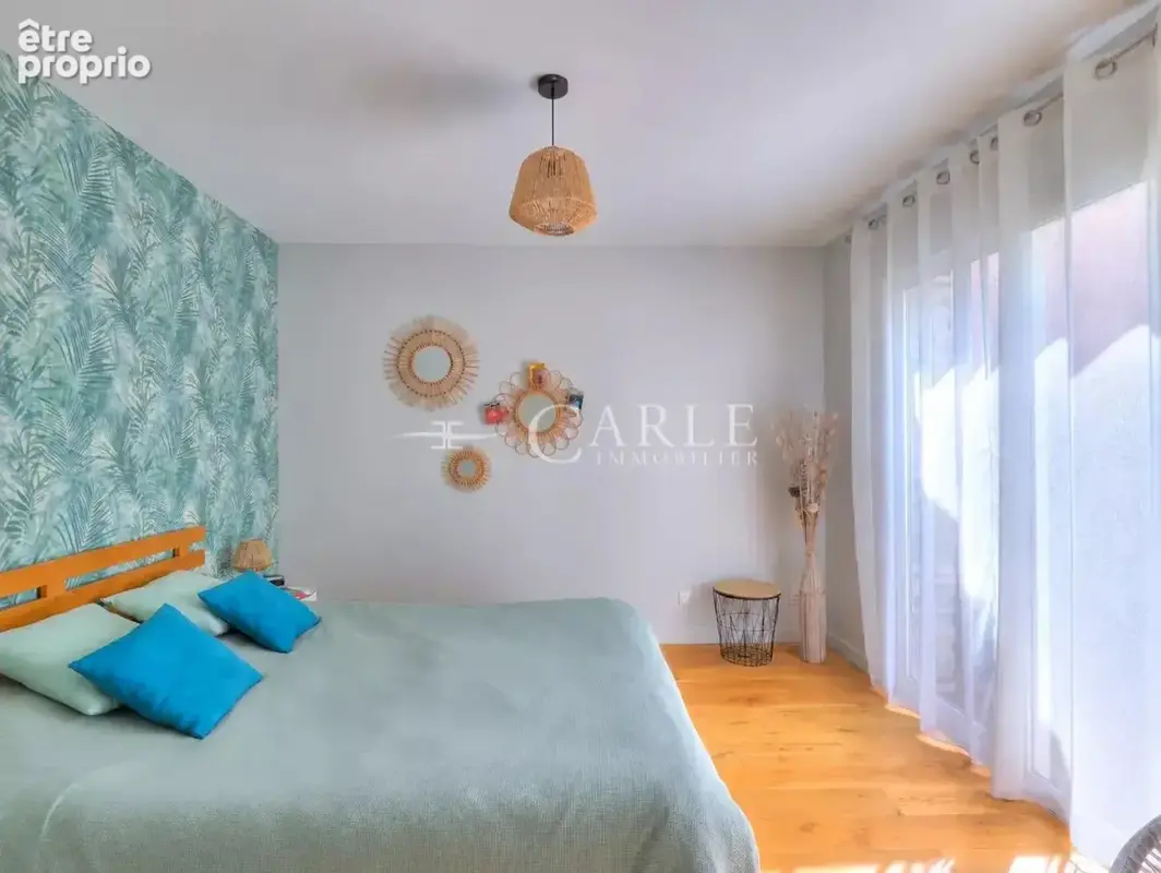 GENAS – AZIEU  Villa familiale de 136 m² avec piscine - photo 8