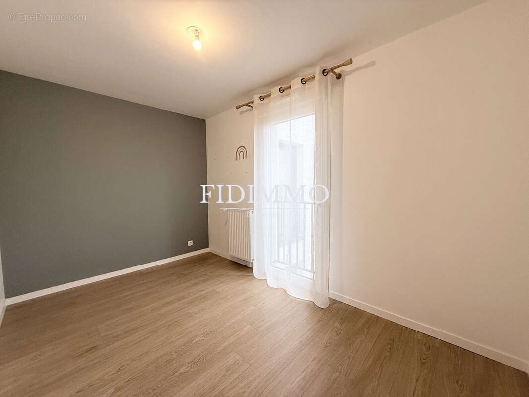 Appartement à CHENNEVIERES-SUR-MARNE