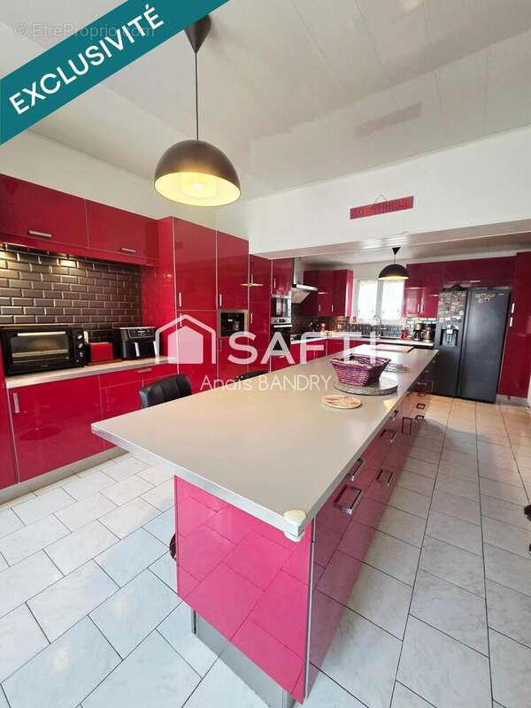 Maison 248 m² à Beaurieux  - photo 5
