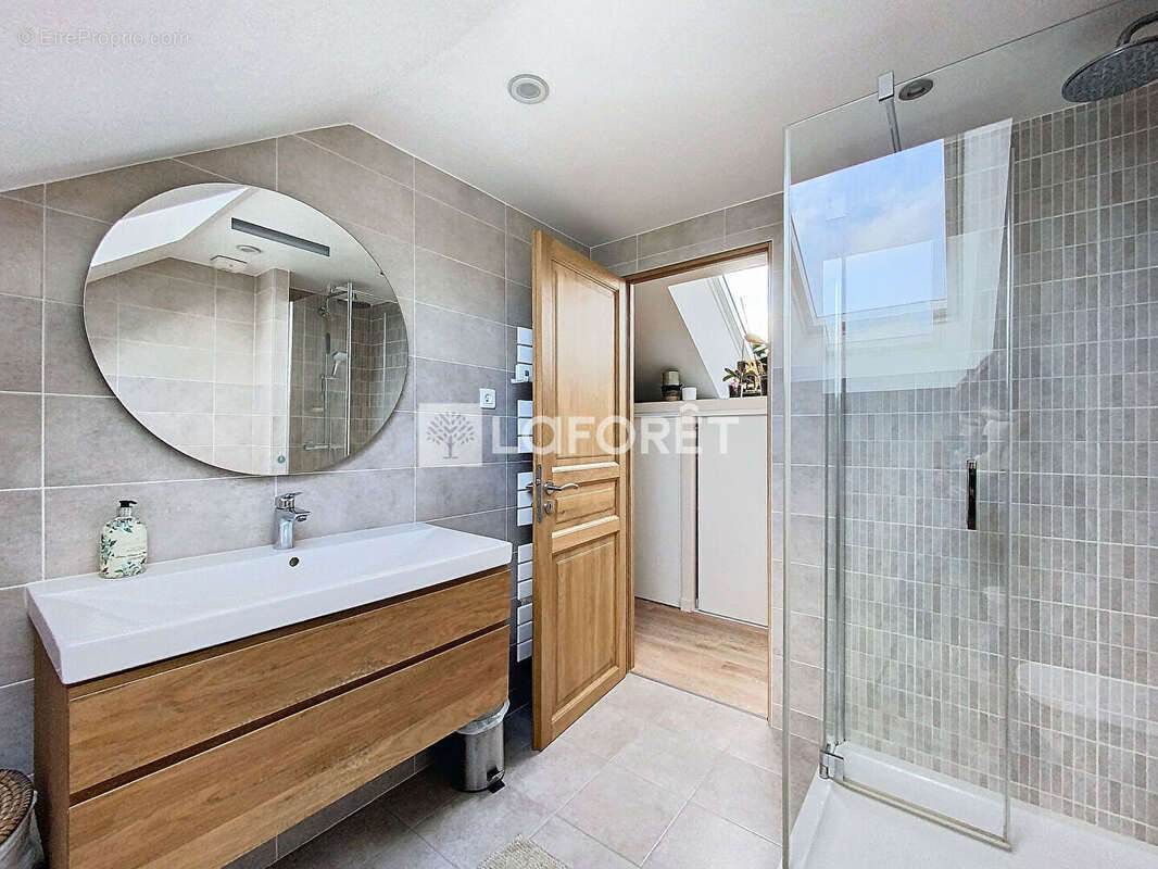 Maison à VERNEUIL-SUR-SEINE